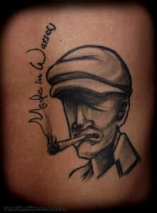 tatuaż mężczyzna z papierosem